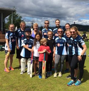 20160730 Stirling Ladies - team photo -#2